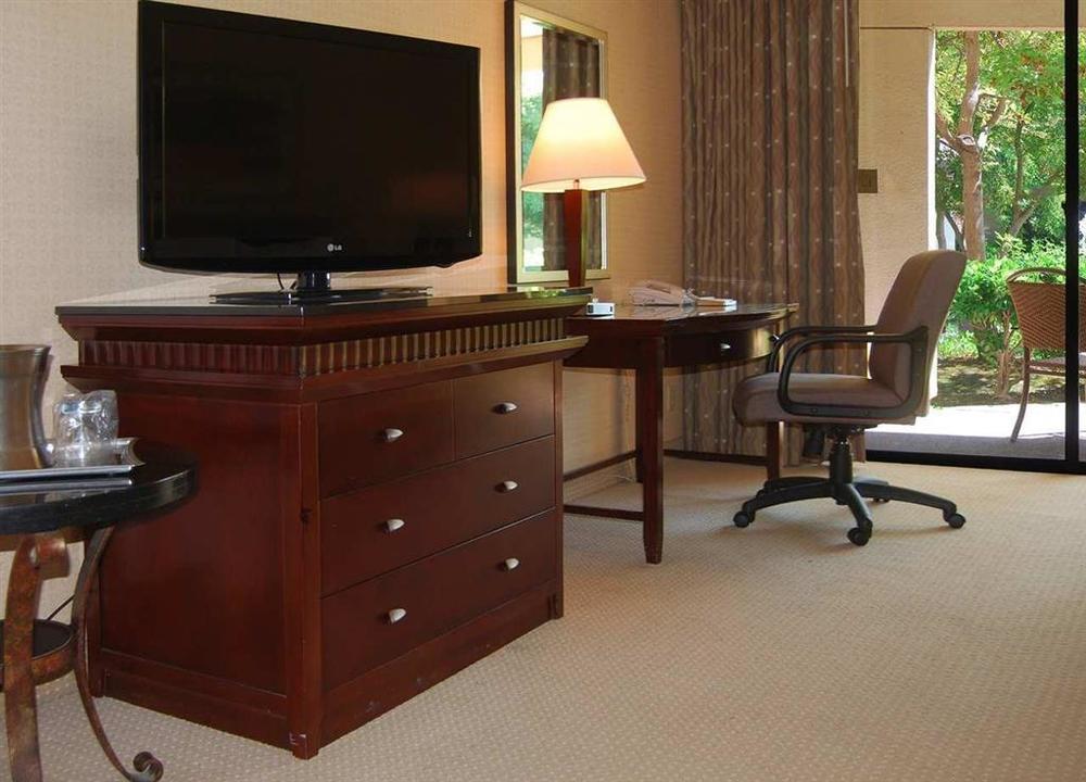 Doubletree By Hilton Newark-Fremont Quarto foto
